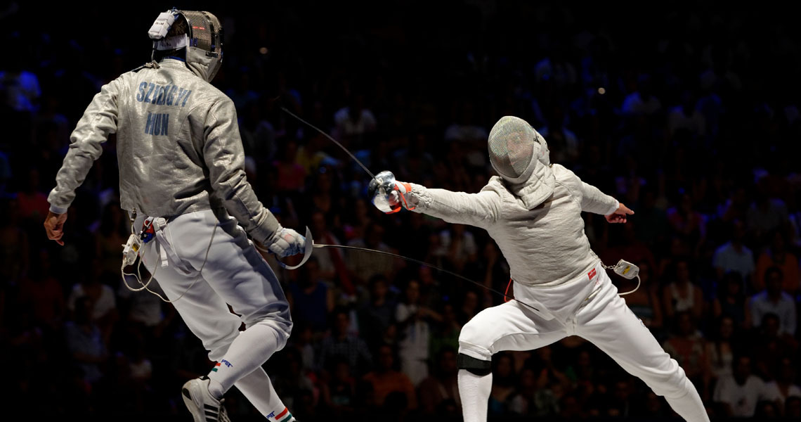 Kovalev_v_Szilagyi_2013_Fencing