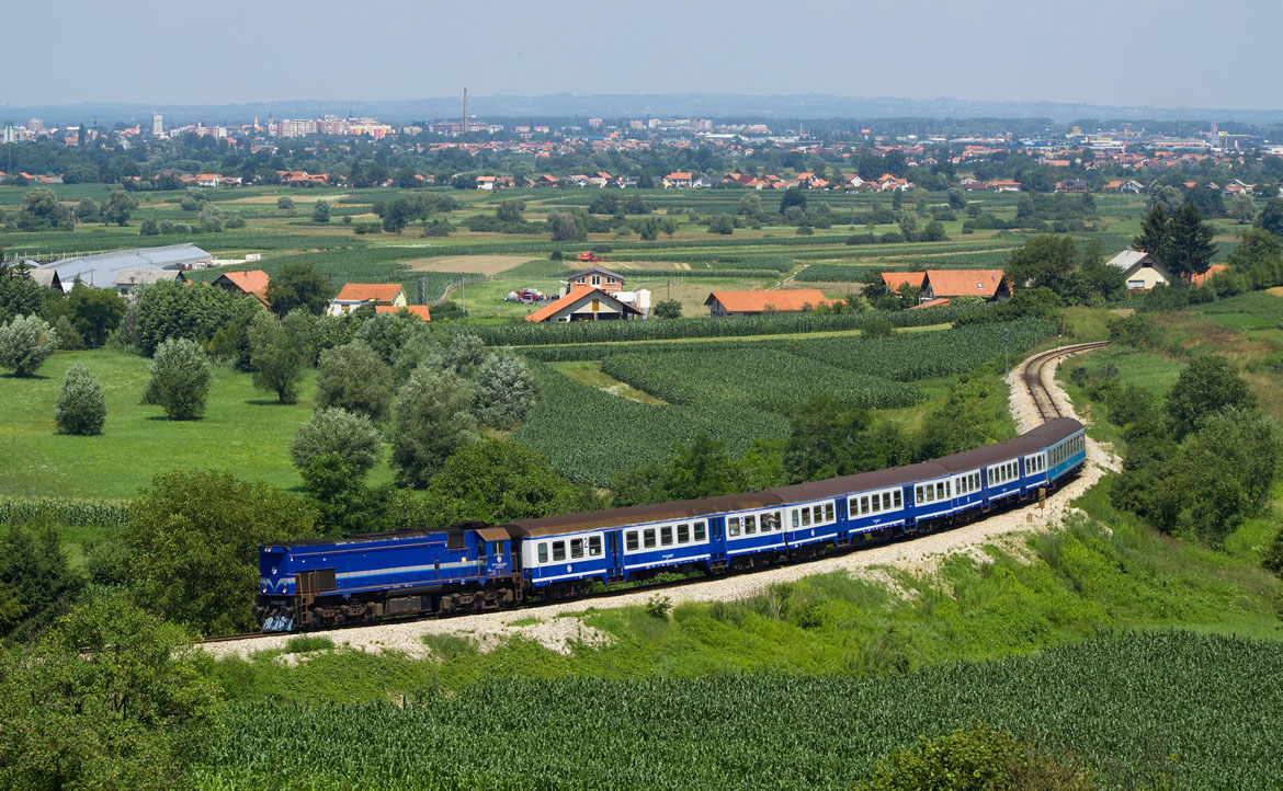 Hz_2044_between_Turcin_and_Sveti_Ilija