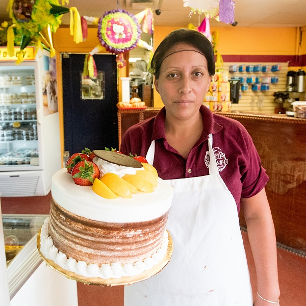 Sweet Shop! Sheila’s Bakery draws loyal patrons to Southwest Detroit By Charnae Sanders