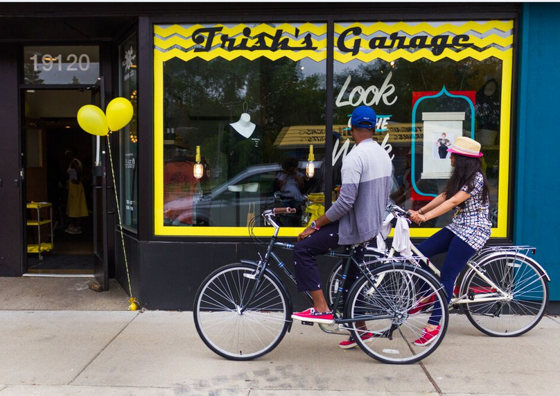 Trishs Garage_bikers