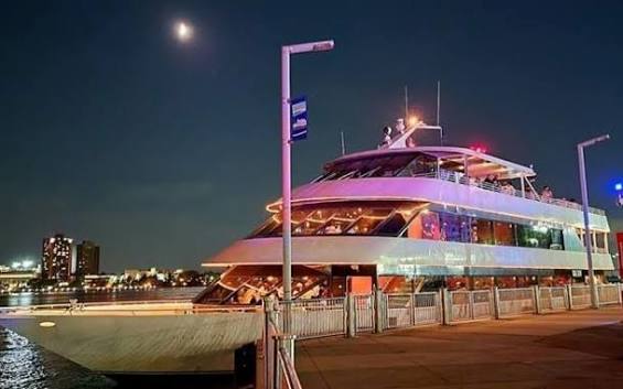 A Night at Gatsby\’s